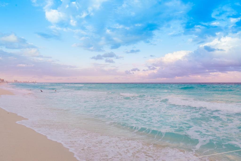 Villa Del Mar Канкун Екстериор снимка
