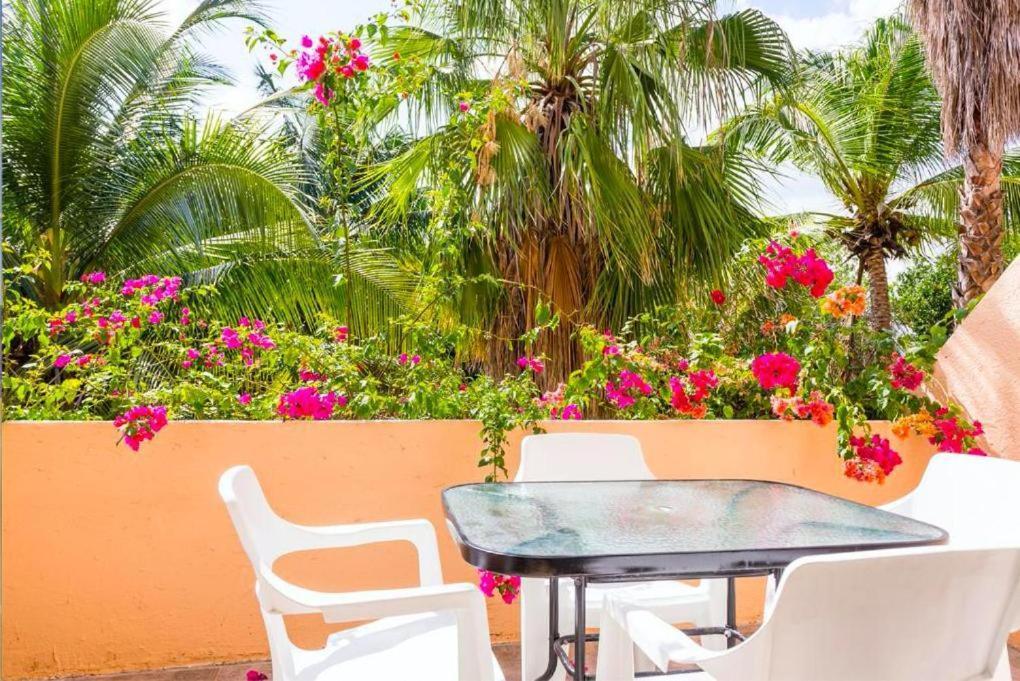 Villa Del Mar Канкун Екстериор снимка